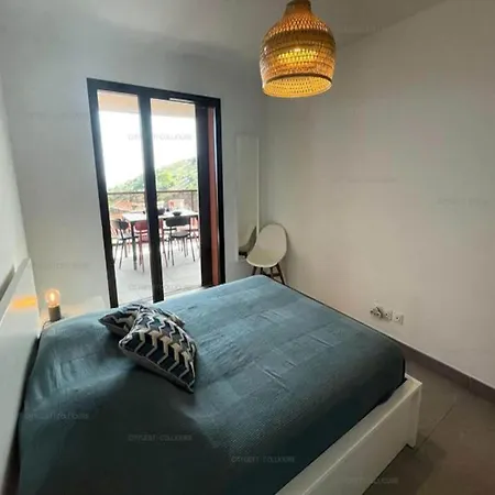 3 For 4 People * Collioure